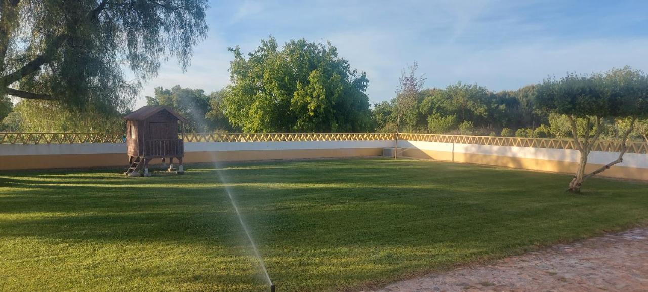 Villa Montinho Do Palanque à Viana do Alentejo Extérieur photo